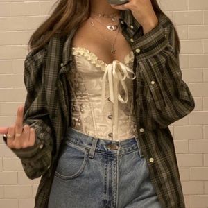 Meet your Posher, Trinlee